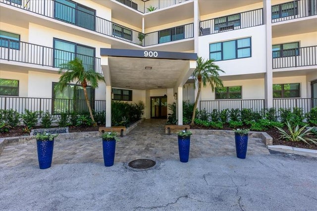 2 of 36 - 900 River Reach Dr 425, Fort Lauderdale, FL