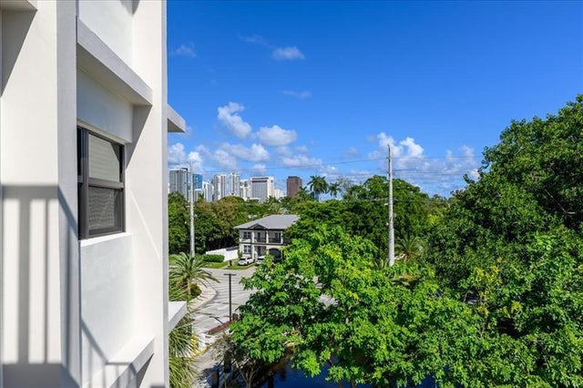 4 of 36 - 900 River Reach Dr 425, Fort Lauderdale, FL