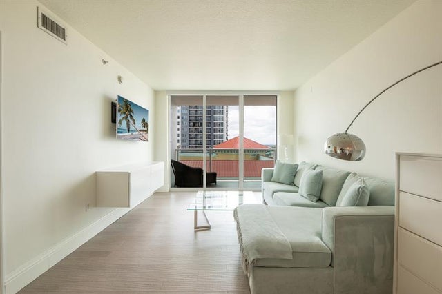 5 of 35 - 350 Se 2nd St 1680, Fort Lauderdale, FL