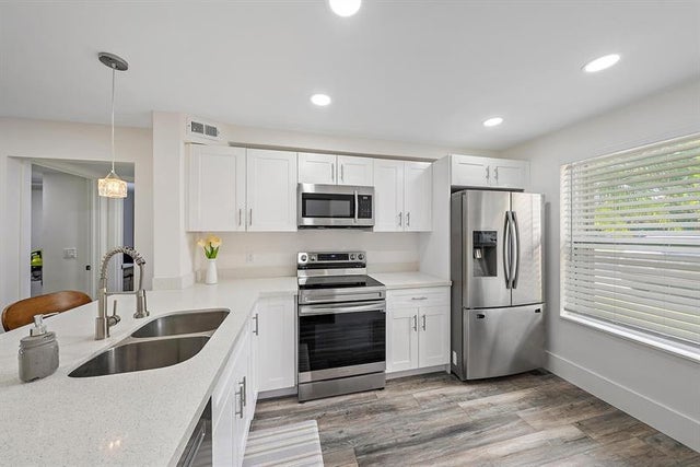 2 of 28 - 6928 Briarlake 102, Palm Beach Gardens, FL