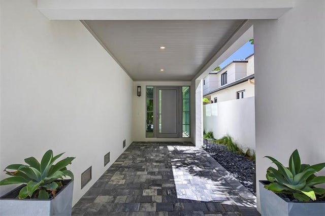 3 of 92 - 621 Sw 5 Place, Fort Lauderdale, FL