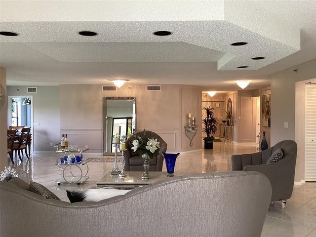 4 of 41 - 7567 Imperial Dr 201, Boca Raton, FL