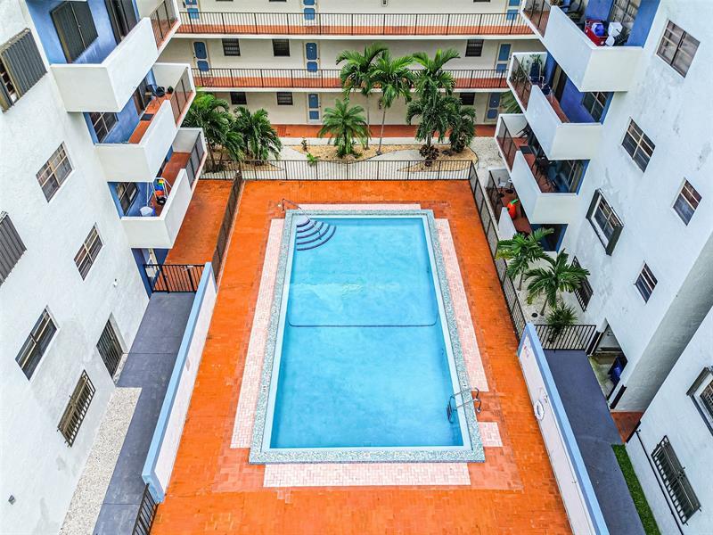 1470 W 41st St 201, Hialeah