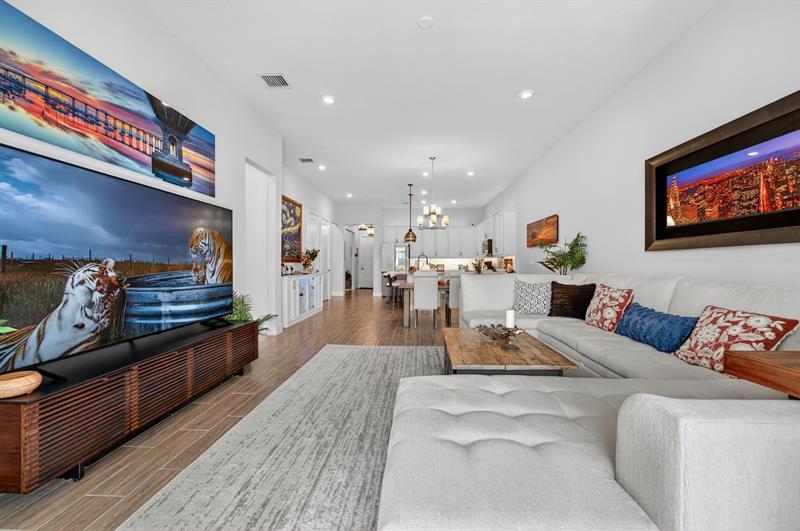 7434 N Blue Spring Dr, Parkland