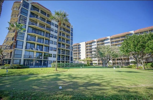 2 of 36 - 859 Jeffery St 214, Boca Raton, FL