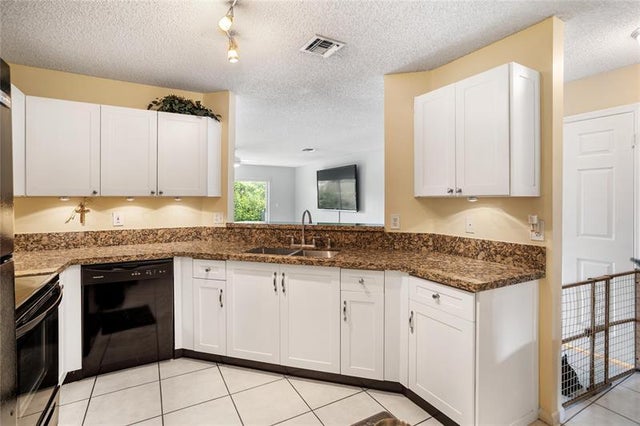 4 of 17 - 10172 Royal Palm Blvd 707-7, Coral Springs, FL