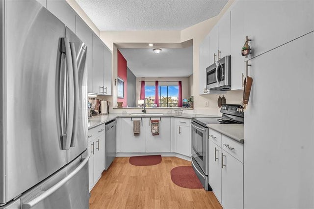 5 of 70 - 7802 Trent Dr 406, Fort Lauderdale, FL