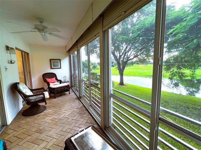 5 of 40 - 3202 Portofino Point L-2, Coconut Creek, FL
