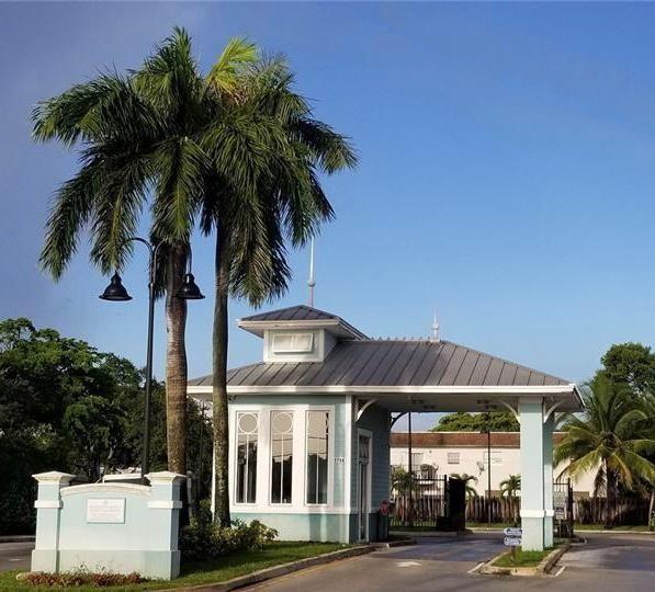 5317 Nw 18th St 2b, Fort Lauderdale