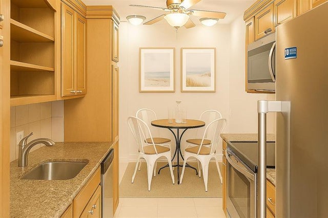 4 of 28 - 4330 Hillcrest Dr 506, Hollywood, FL