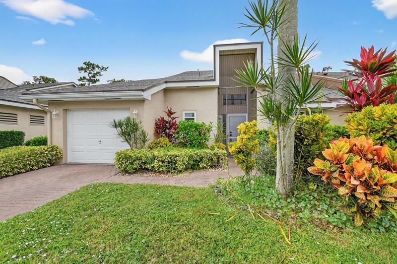 6869 Fountains Cir 6869, Lake Worth