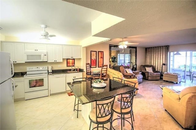 4 of 37 - N/A, Lauderhill, FL