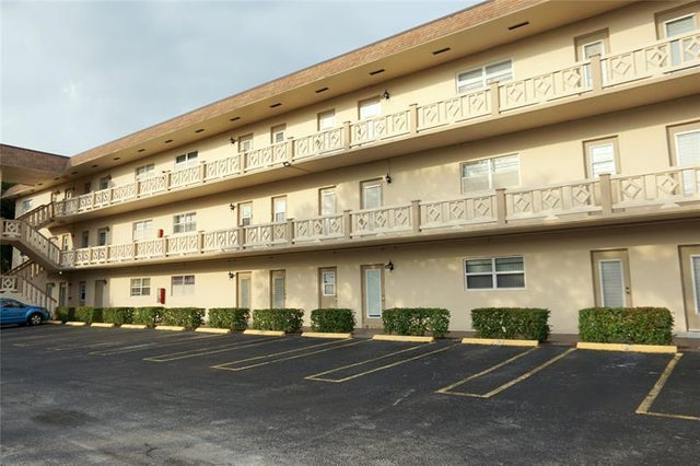 3400 Nw 48th Ave 502, Lauderdale Lakes