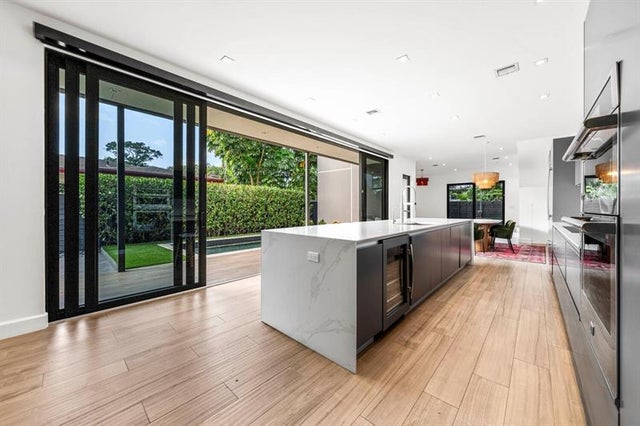 5 of 31 - 619 Sw 10th St N/a, Fort Lauderdale, FL