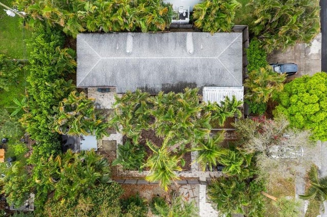 1 of 6 - 218 Ne 5th Terrace, Delray Beach, FL