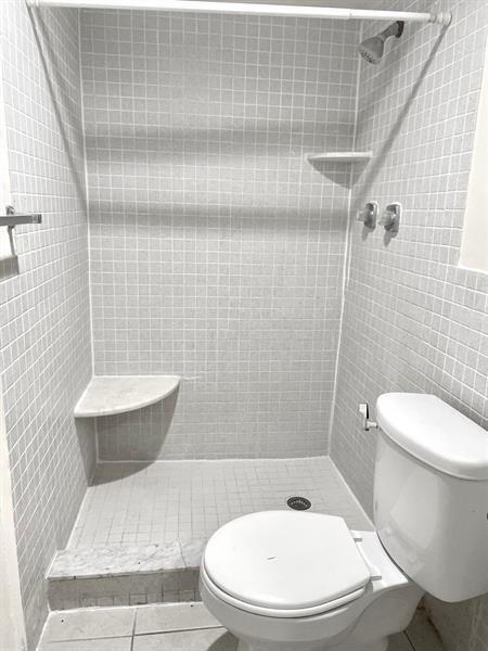 2 of 29 - 1521 N 59th Ter, Hollywood, FL