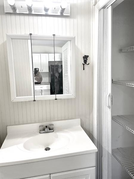 3 of 29 - 1521 N 59th Ter, Hollywood, FL