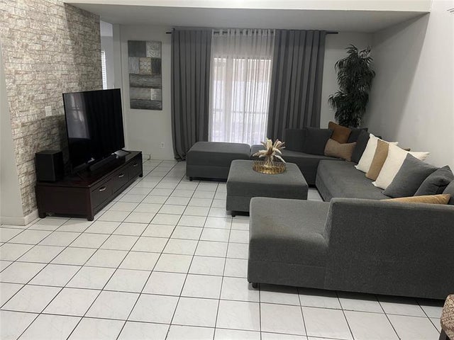 4 of 63 - 11530-32 Nw 43rd St, Coral Springs, FL