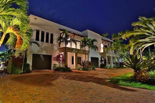 1121 Bel Air Dr, Highland Beach