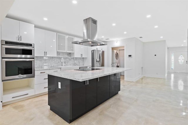 5 of 40 - 2200 Ne 36th St, #1-2, Fort Lauderdale, FL