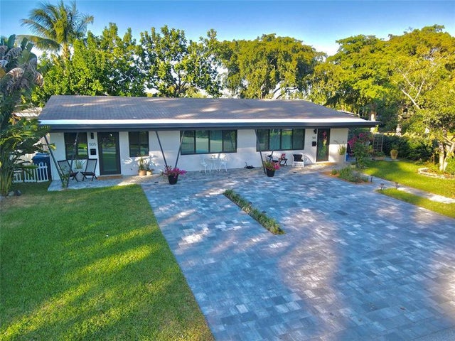 2 of 32 - 501 Nw 25th St, Wilton Manors, FL