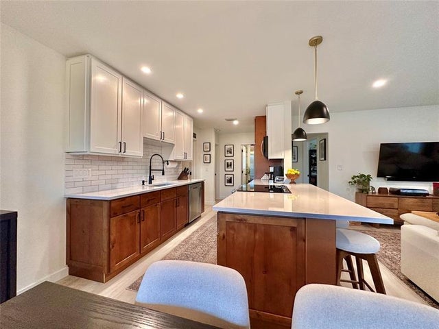 5 of 32 - 501 Nw 25th St, Wilton Manors, FL
