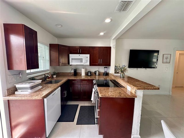 1 of 25 - 5411 Ne 22nd Ter, Fort Lauderdale, FL