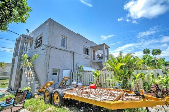 5 of 36 - 2135 Washington St, Hollywood, FL