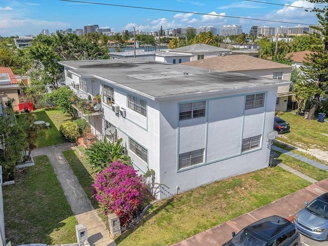 2 of 17 - 809 85th St, Miami Beach, FL