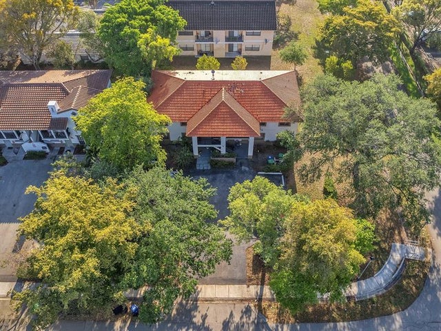 4 of 21 - 3501 Nw 114th Ln, Coral Springs, FL