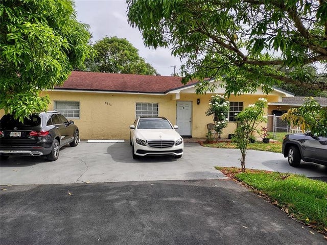 2 of 18 - 6111 Sw 32nd St, Miramar, FL