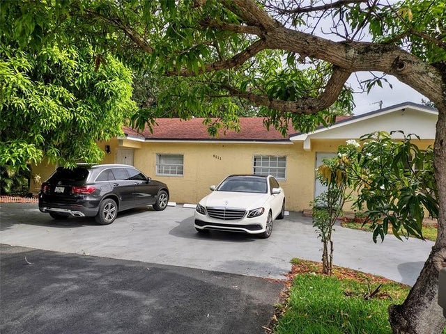 3 of 18 - 6111 Sw 32nd St, Miramar, FL