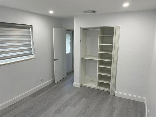 5 of 8 - 4021 Sw 54th Ct, Fort Lauderdale, FL