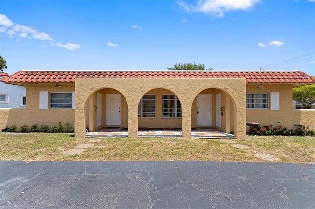 1 of 23 - 697 Ipswich St, Boca Raton, FL