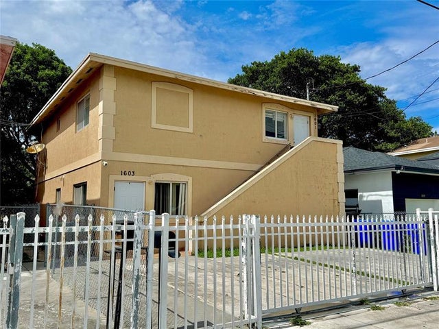 1 of 16 - 1601 Nw 62nd Ter, Miami, FL