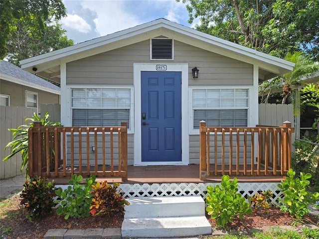 1 of 19 - 1017 S M St, Lake Worth, FL
