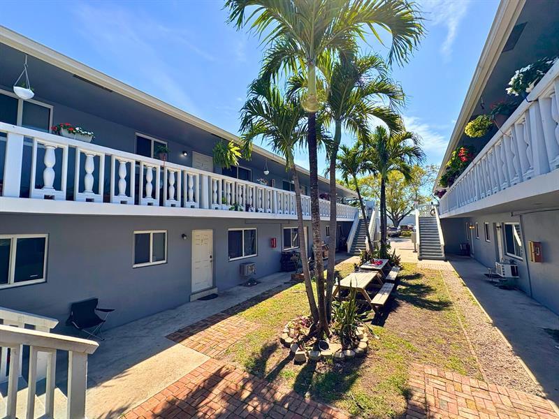 101-105 Se 26th St, Fort Lauderdale