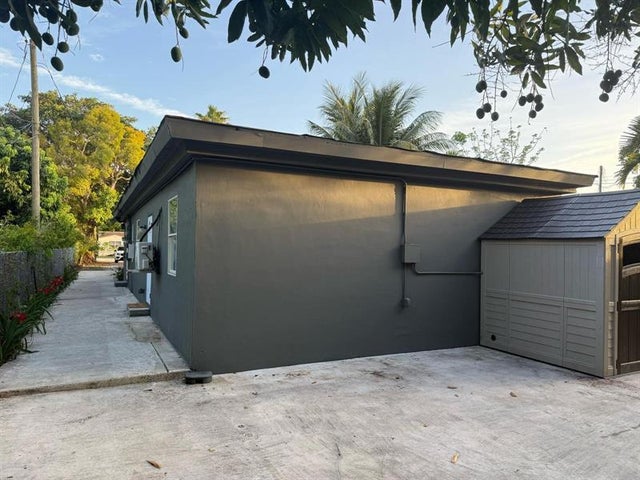 2 of 12 - 2739 Lincoln St, Hollywood, FL