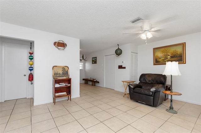 5 of 31 - 800 Sw 30th St, Fort Lauderdale, FL