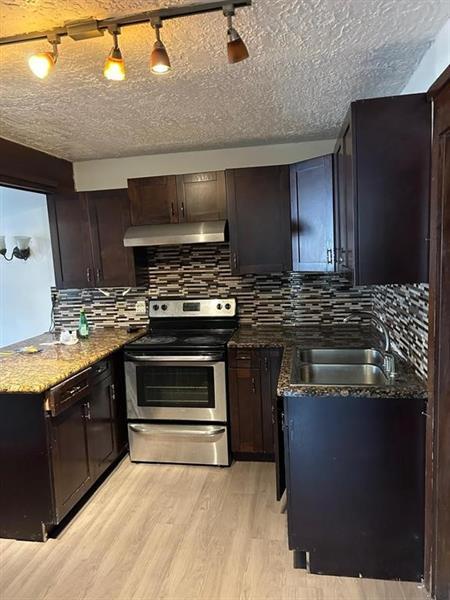 3 of 11 - 2327 Polk St, Hollywood, FL