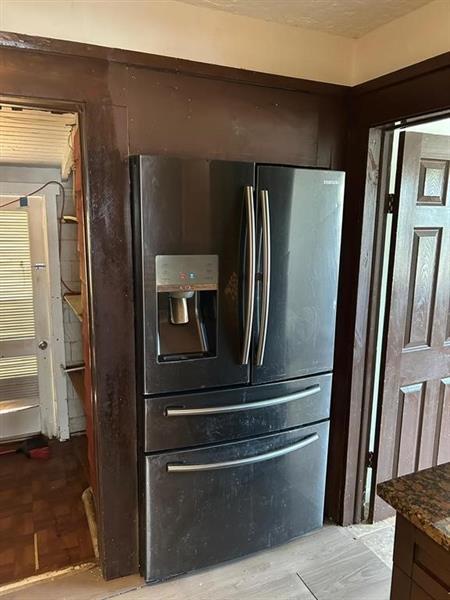 4 of 11 - 2327 Polk St, Hollywood, FL
