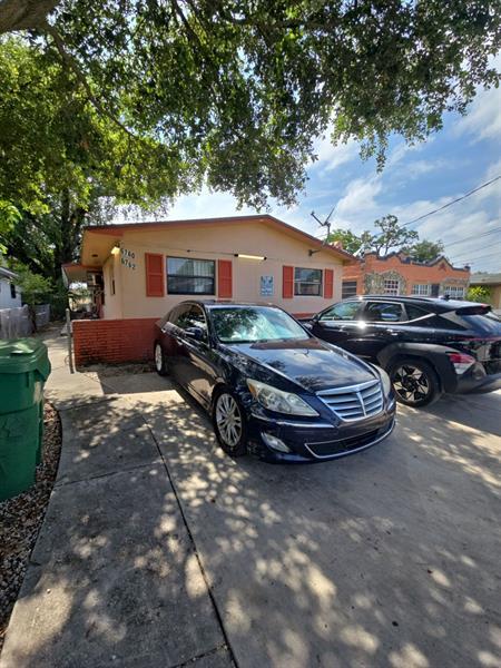 6760 - 6762 Nw 6th Ct, Miami