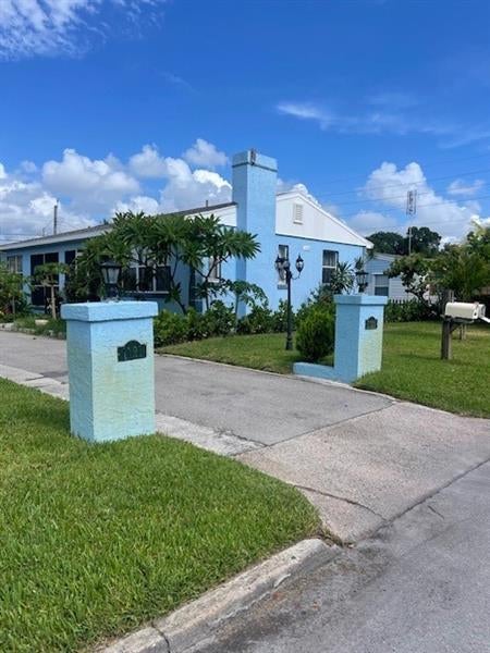 2 of 15 - 1125 N F Street, Lake Worth, FL