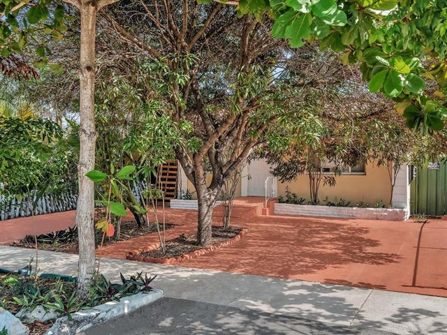 3 of 47 - 1930 Pierce St, Hollywood, FL