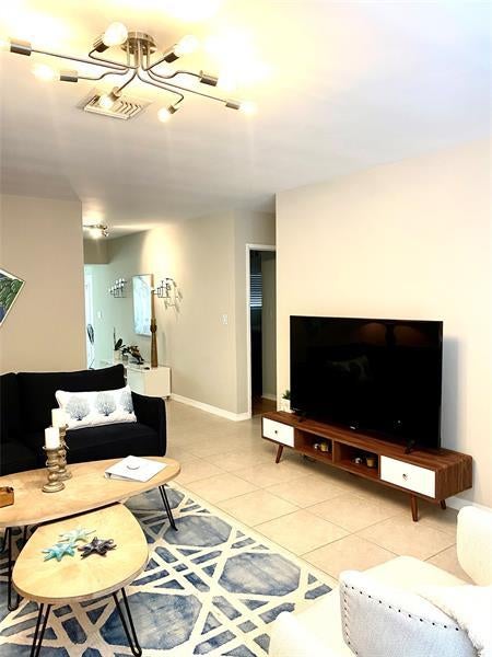 4 of 32 - 1641 Ne 55th St, Fort Lauderdale, FL