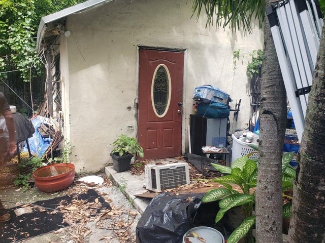 3 of 7 - 45 Ne 60 Street, Miami, FL