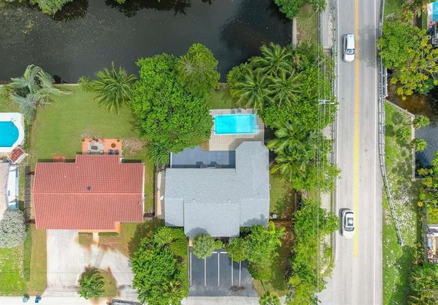 2 of 49 - 4500 Ne 15th Ave, Oakland Park, FL