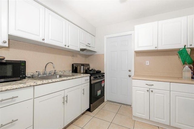 5 of 46 - 404 Ne 4th St #1-2, Pompano Beach, FL