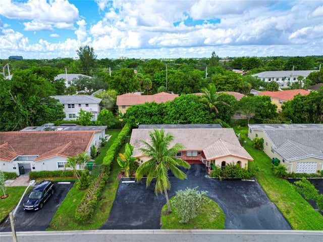 2 of 37 - 3660 Nw 80th Ave., Coral Springs, FL