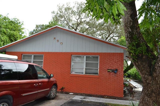 2 of 32 - 890 Sw 28th St, Fort Lauderdale, FL